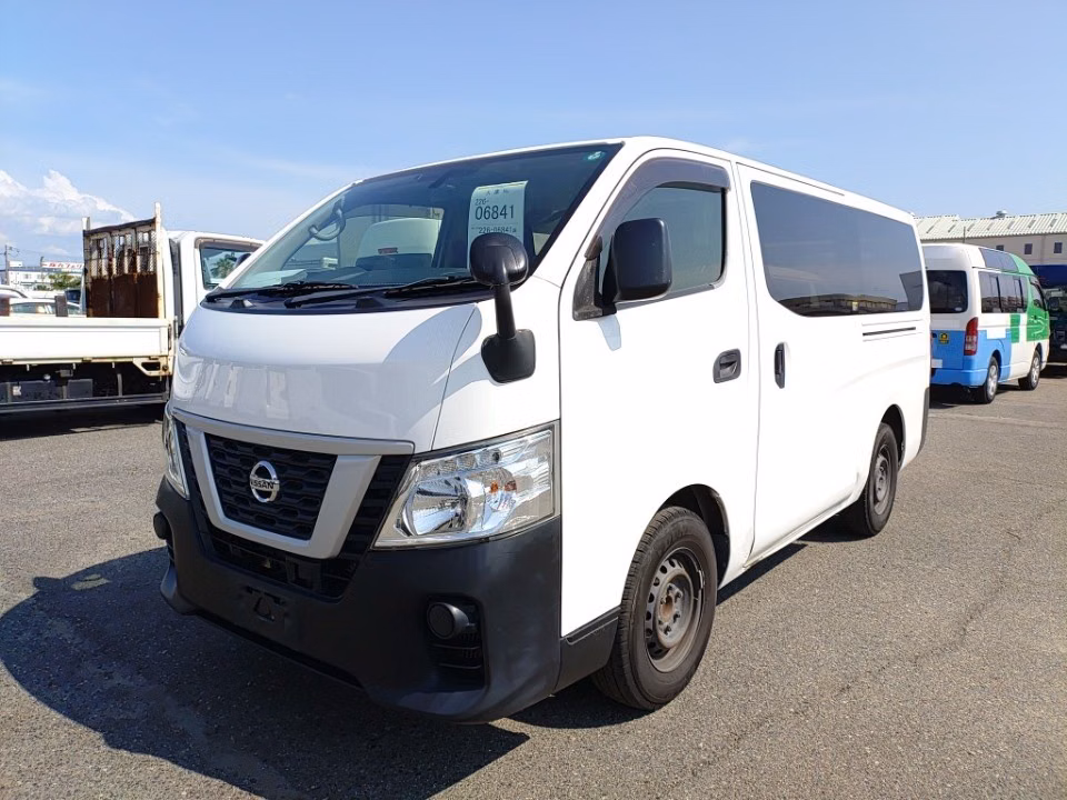 NISSAN NV350 CARAVAN