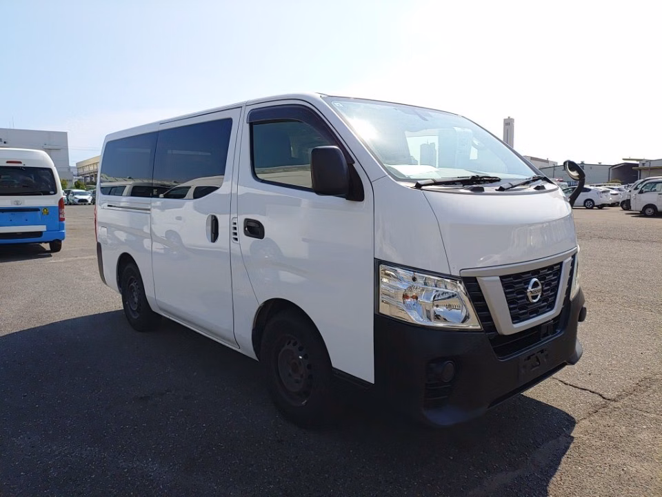 NISSAN NV350 CARAVAN