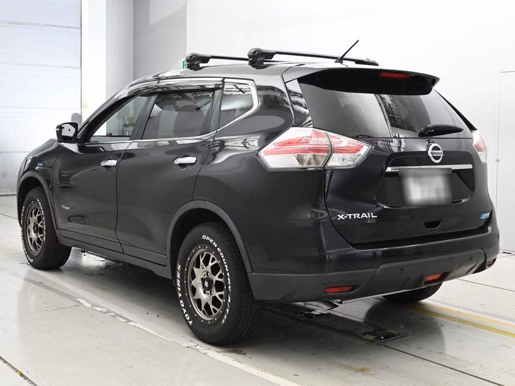 NISSAN X-TRAIL