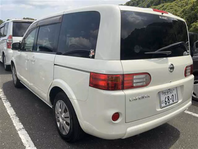 NISSAN LAFESTA