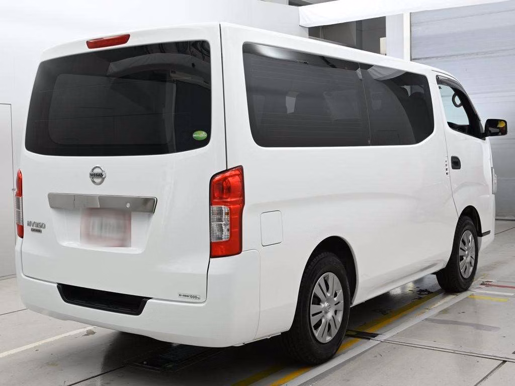 NISSAN NV350 CARAVAN