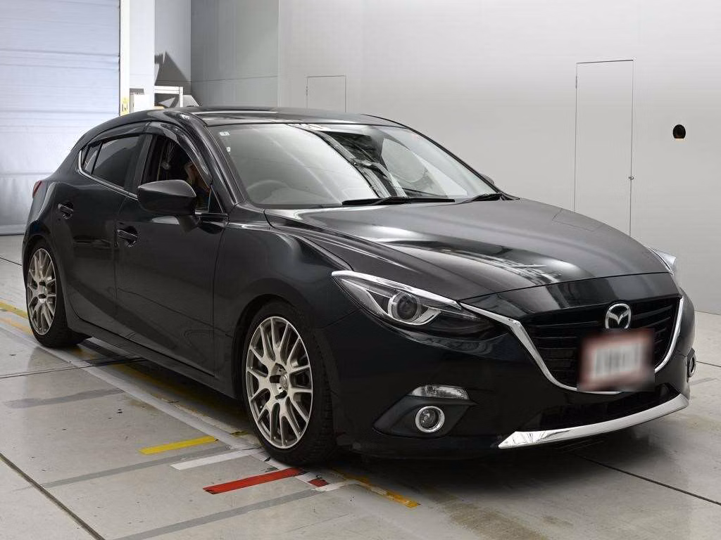 MAZDA AXELA
