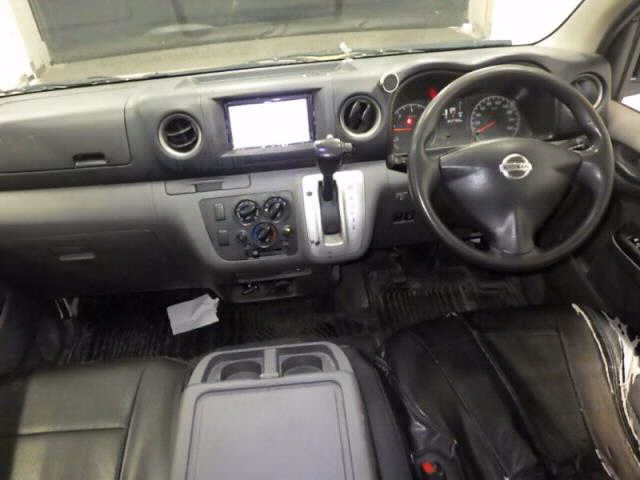 NISSAN NV350 CARAVAN