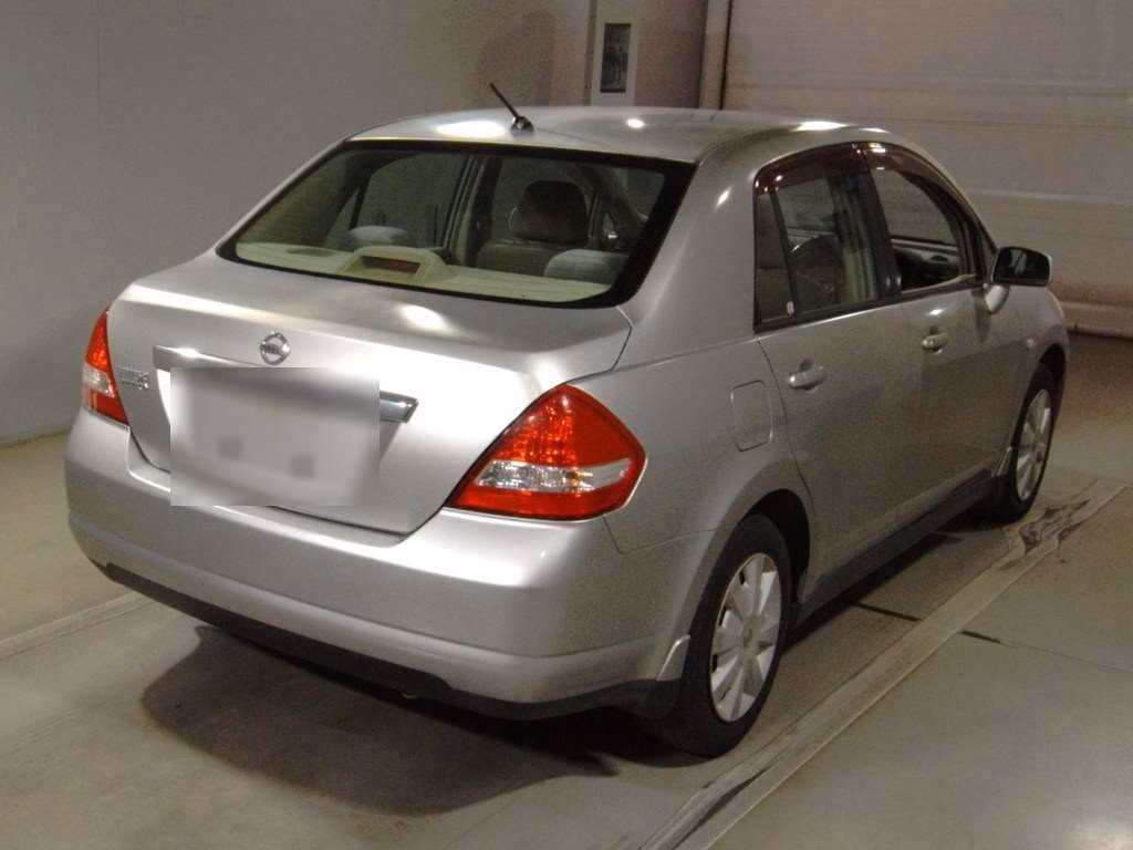 NISSAN TIIDA LATIO