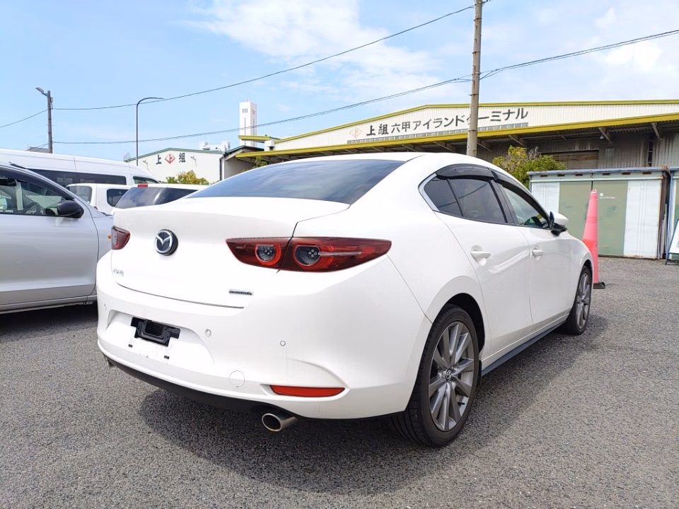 MAZDA MAZDA3