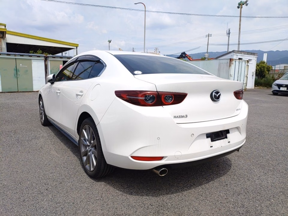 MAZDA MAZDA3