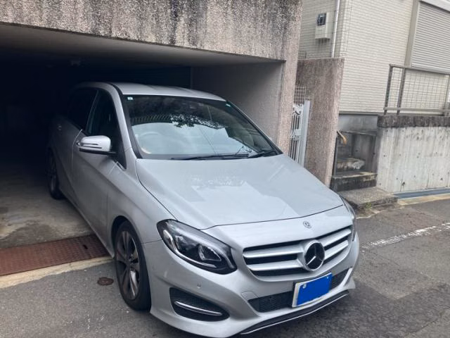 MERCEDES-BENZ B-CLASS
