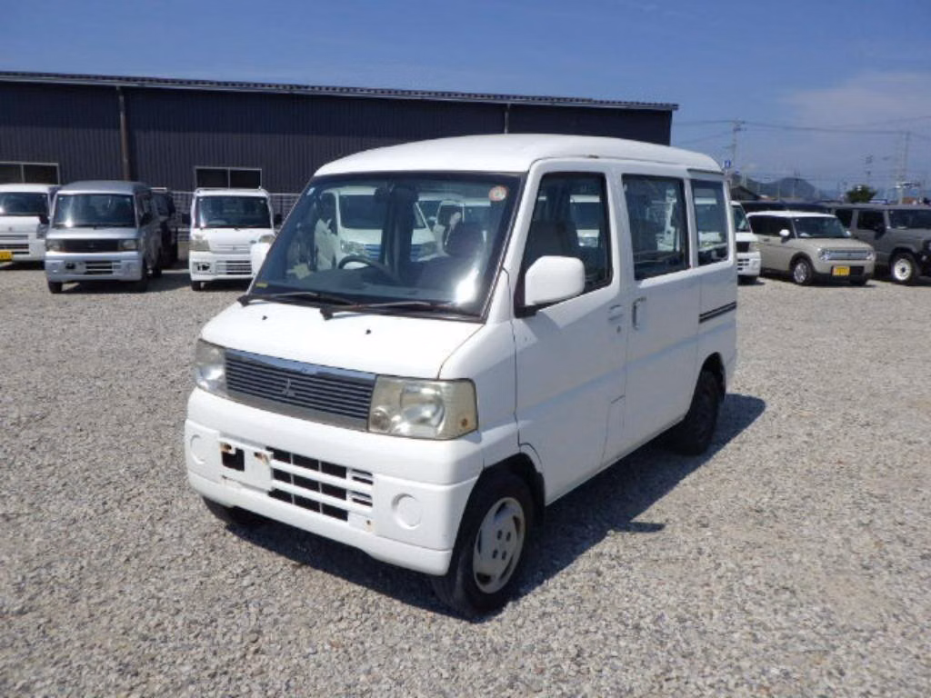 MITSUBISHI TOWN BOX