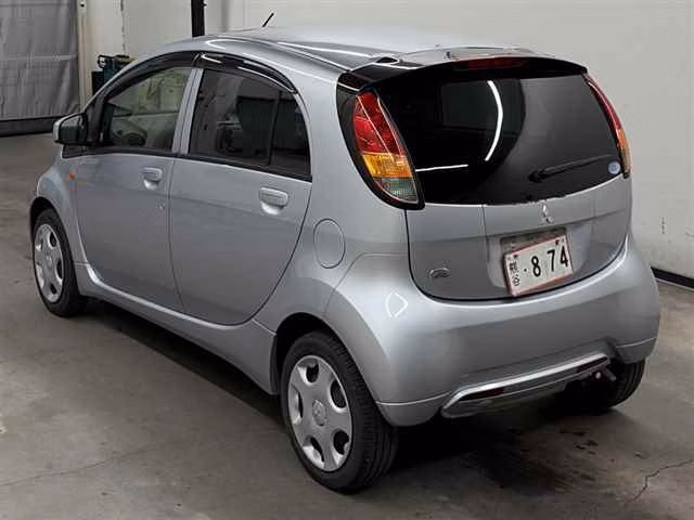 MITSUBISHI I