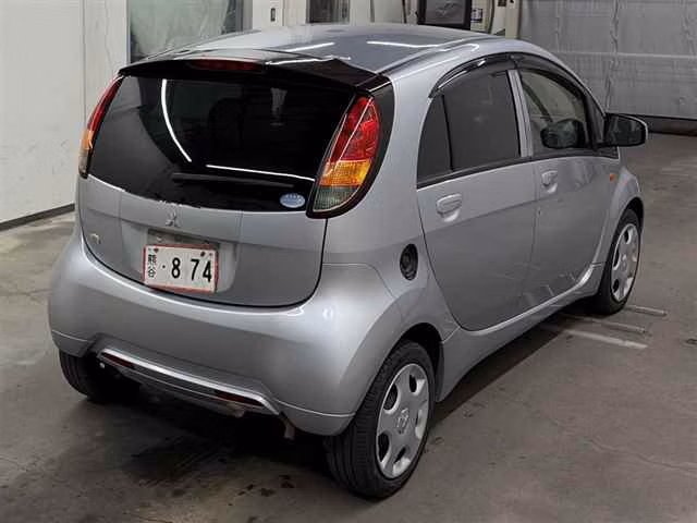 MITSUBISHI I