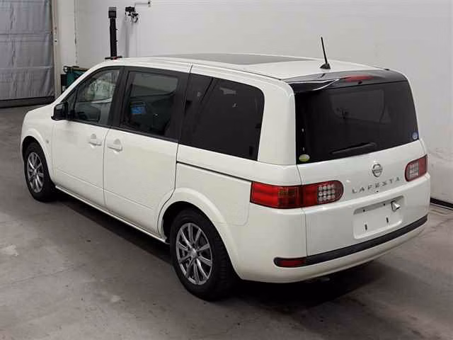 NISSAN LAFESTA