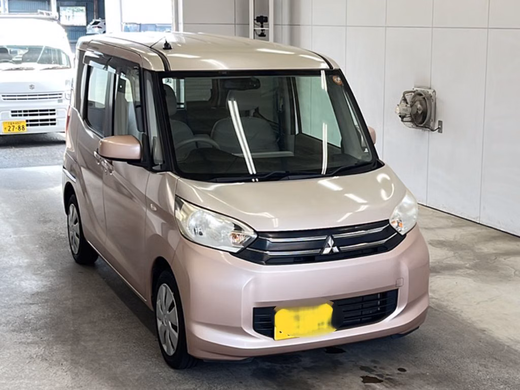 MITSUBISHI EK SPACE