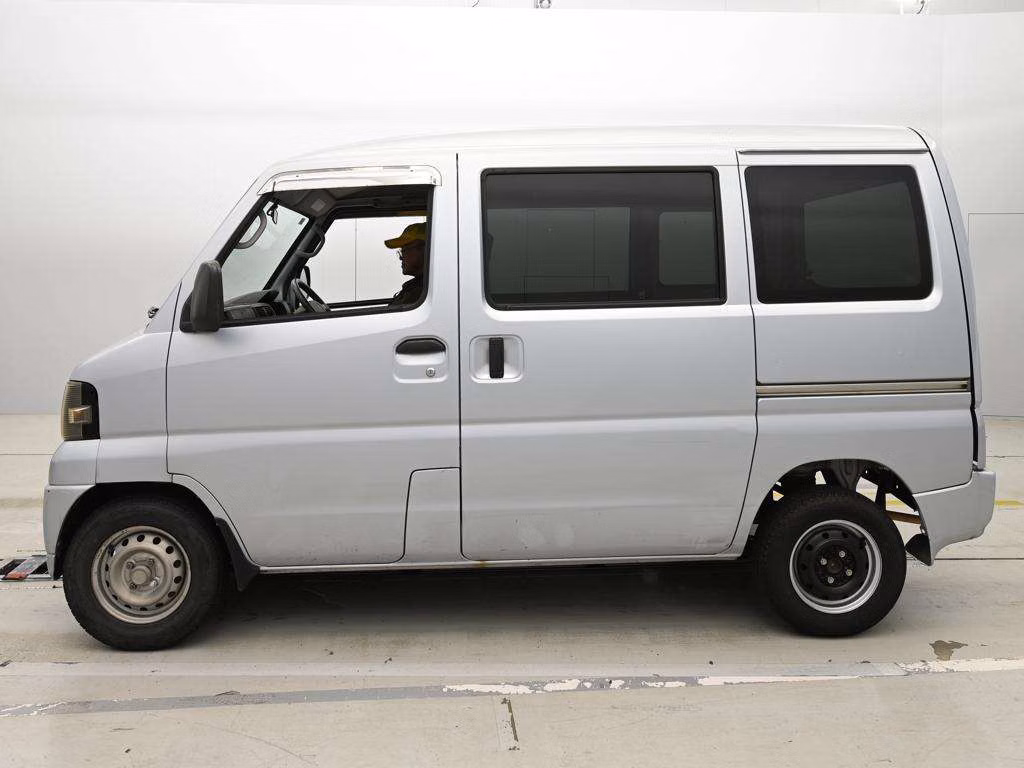 MITSUBISHI MINICAB