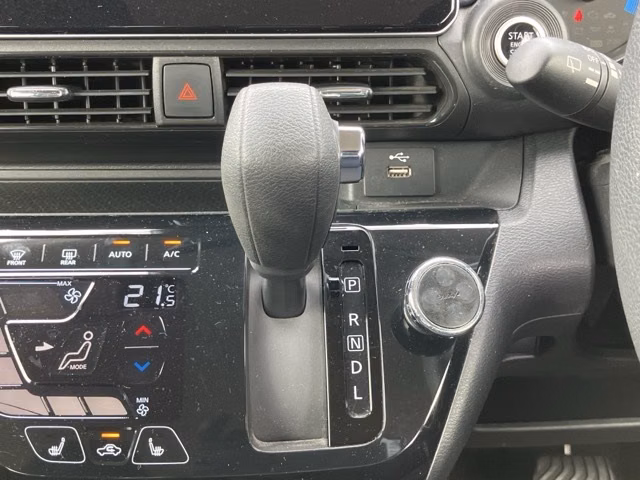 MITSUBISHI EK X