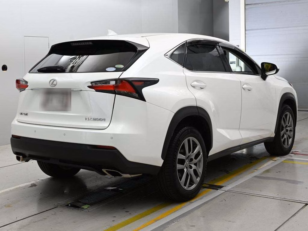 LEXUS NX200T