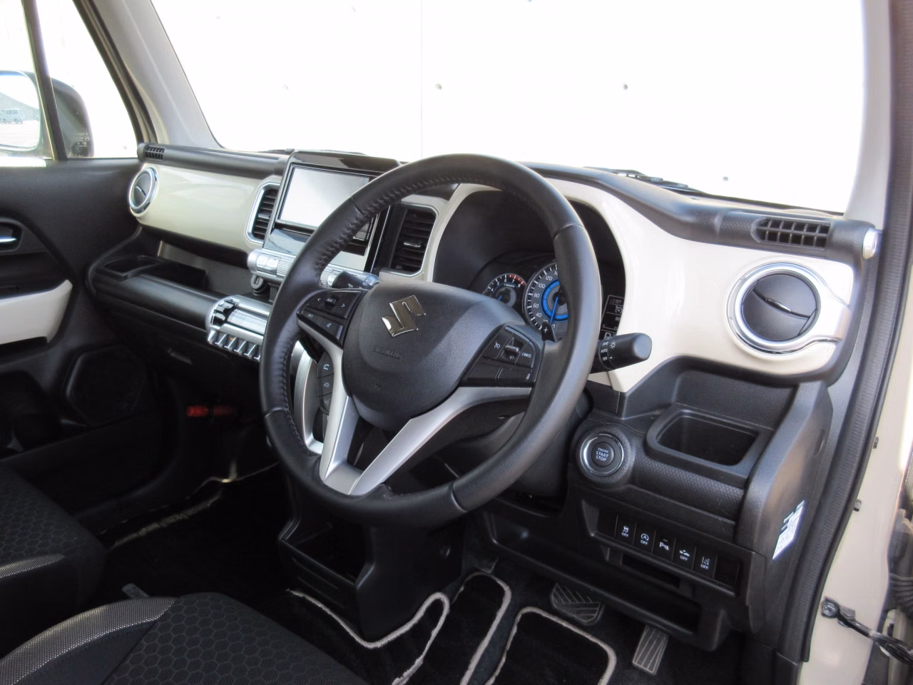 SUZUKI XBEE