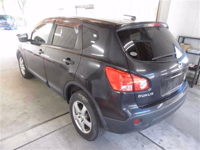 NISSAN DUALIS