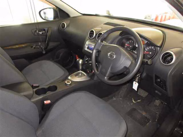 NISSAN DUALIS