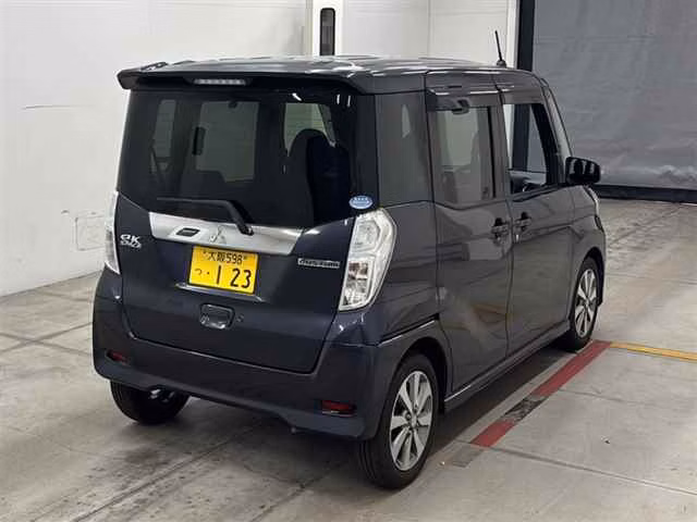 MITSUBISHI EK SPACE