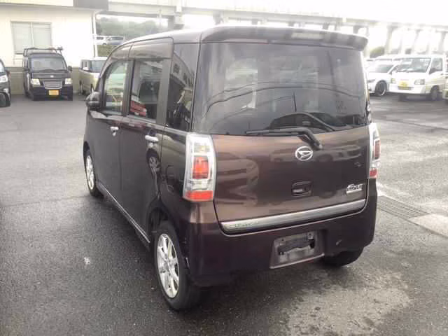 DAIHATSU TANTO EXE