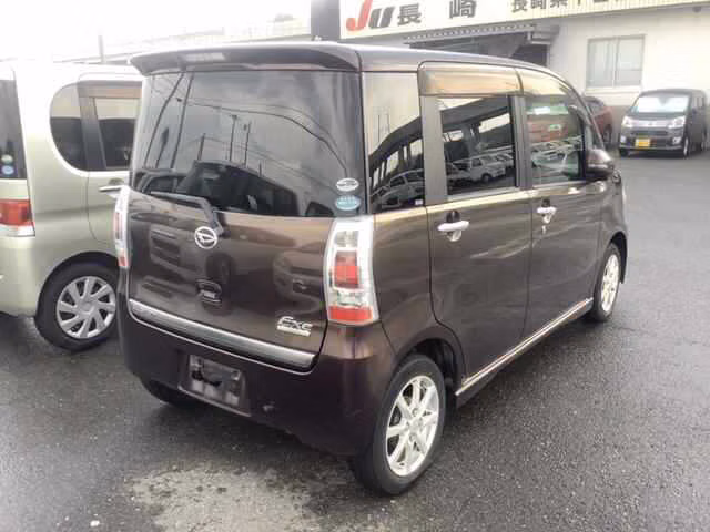 DAIHATSU TANTO EXE