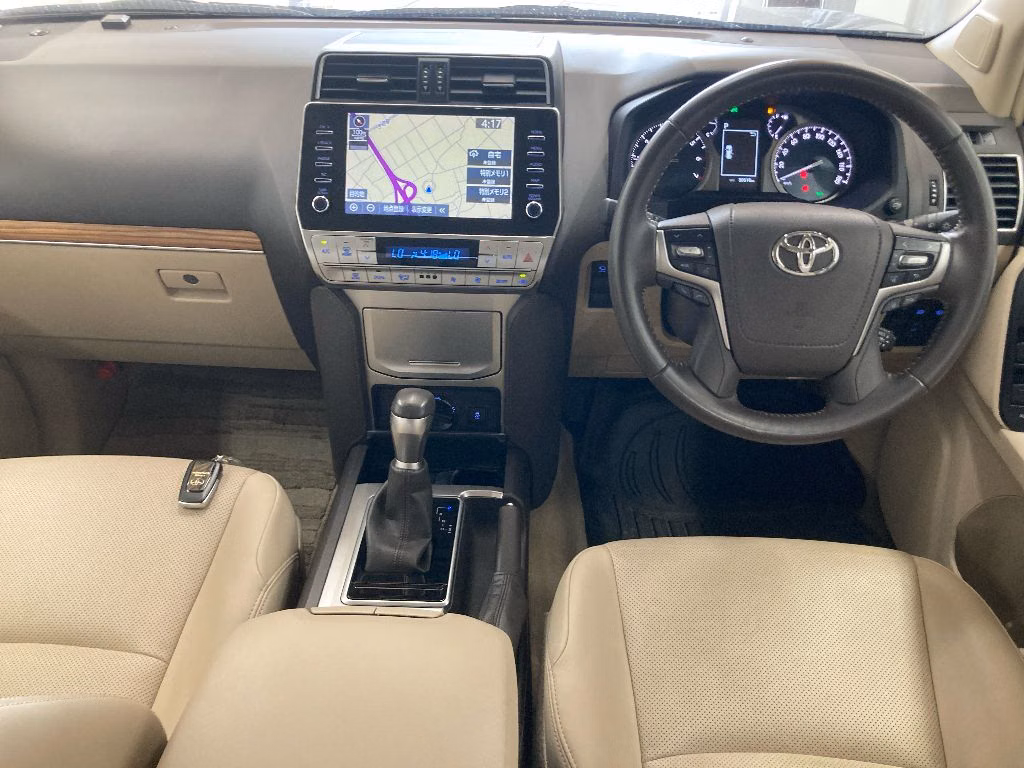 TOYOTA LAND CRUISER PRADO