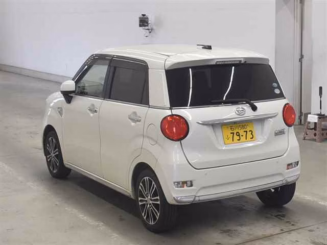 DAIHATSU CAST