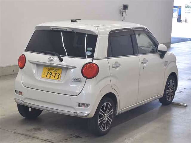 DAIHATSU CAST