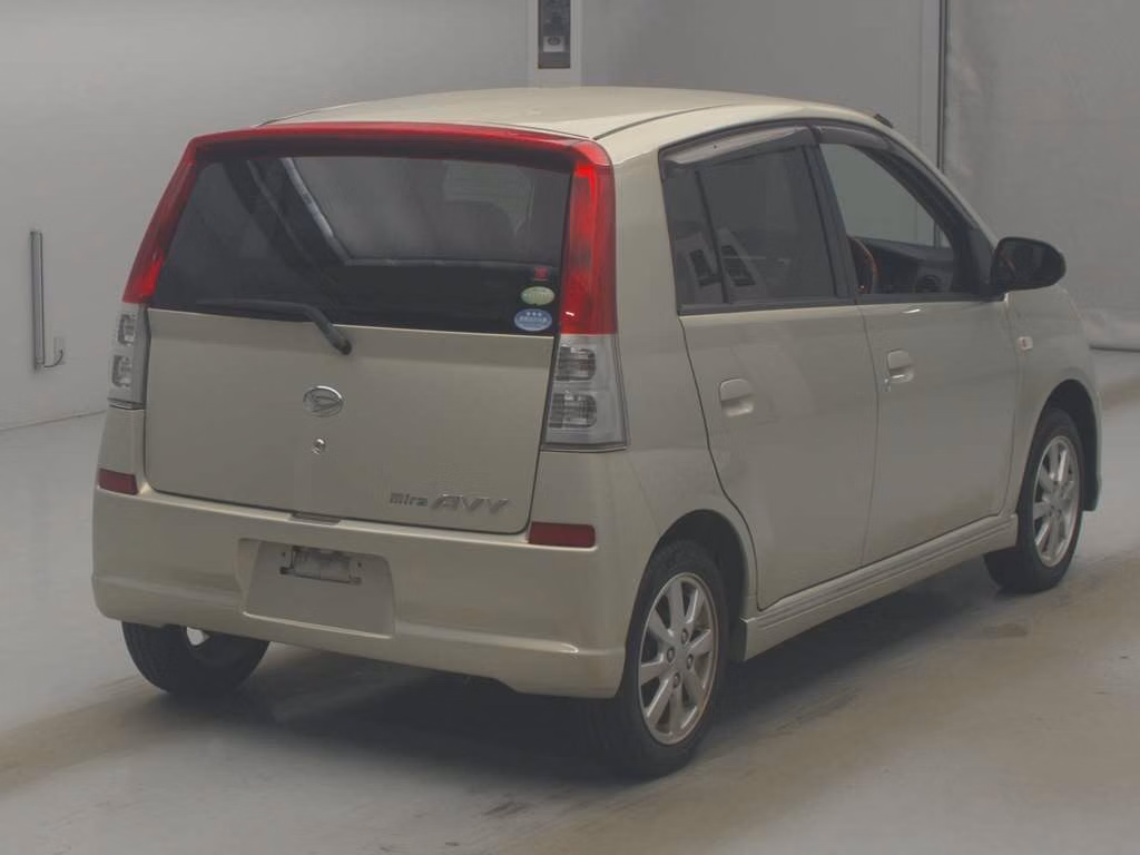 DAIHATSU MIRA AVY