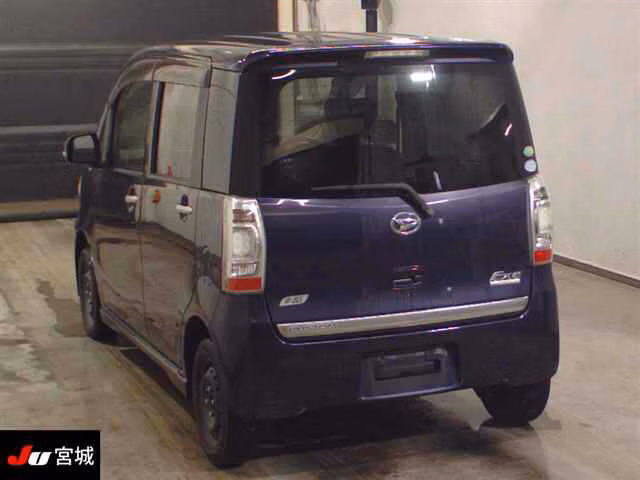 DAIHATSU TANTO EXE