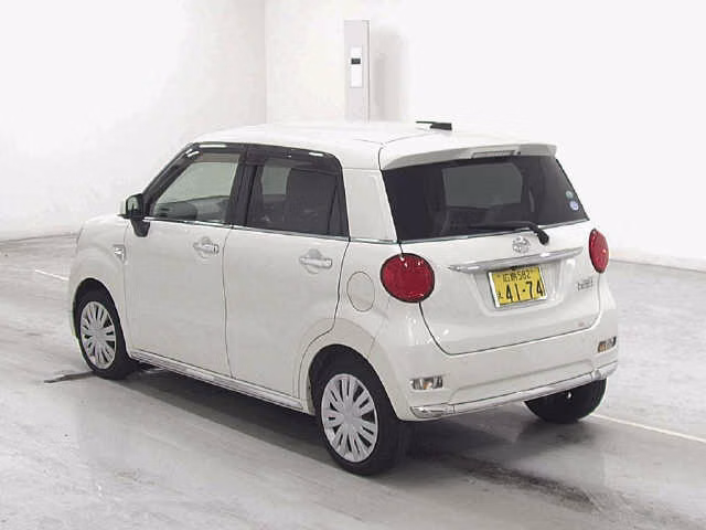 DAIHATSU CAST