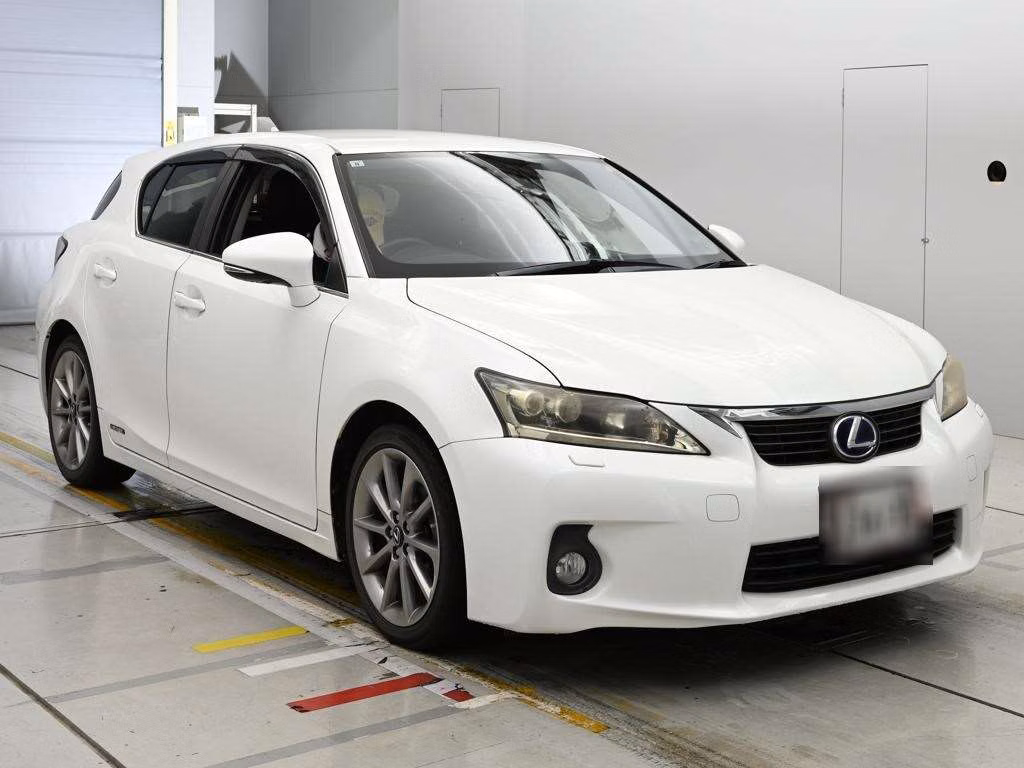LEXUS CT200H