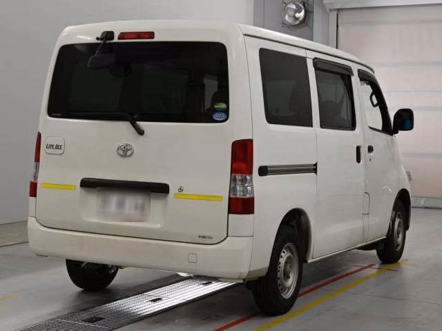 TOYOTA LITE ACE