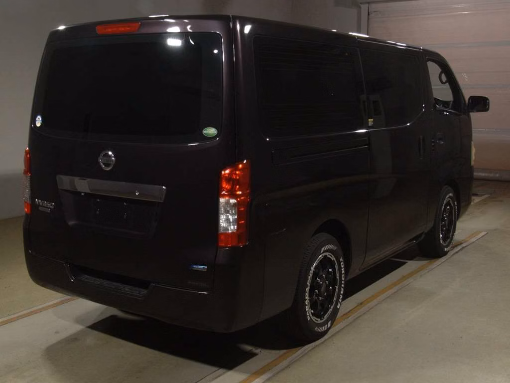 NISSAN NV350 CARAVAN