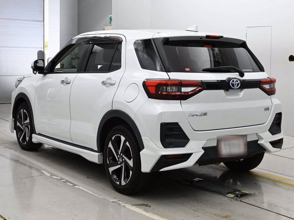 TOYOTA RAIZE