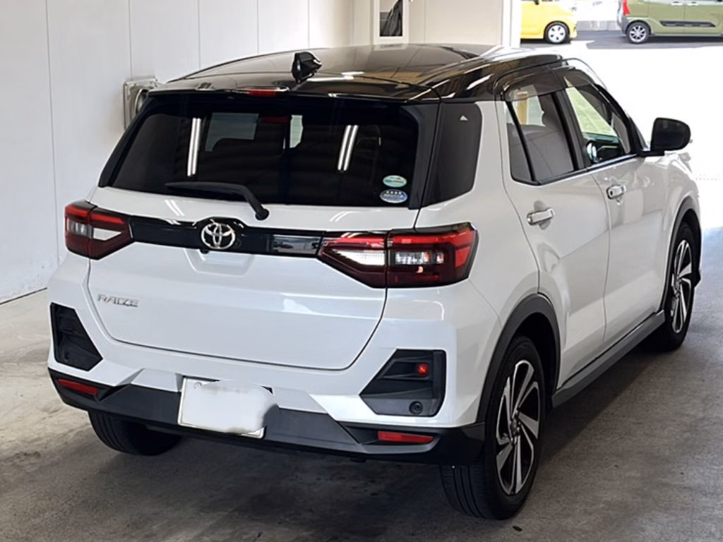 TOYOTA RAIZE