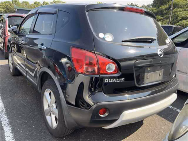 NISSAN DUALIS