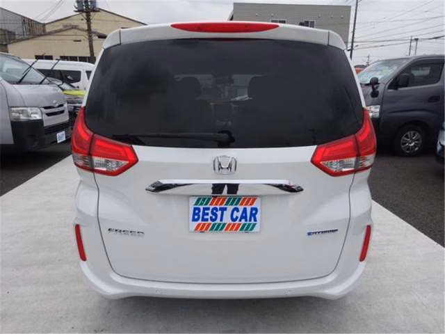 HONDA FREED
