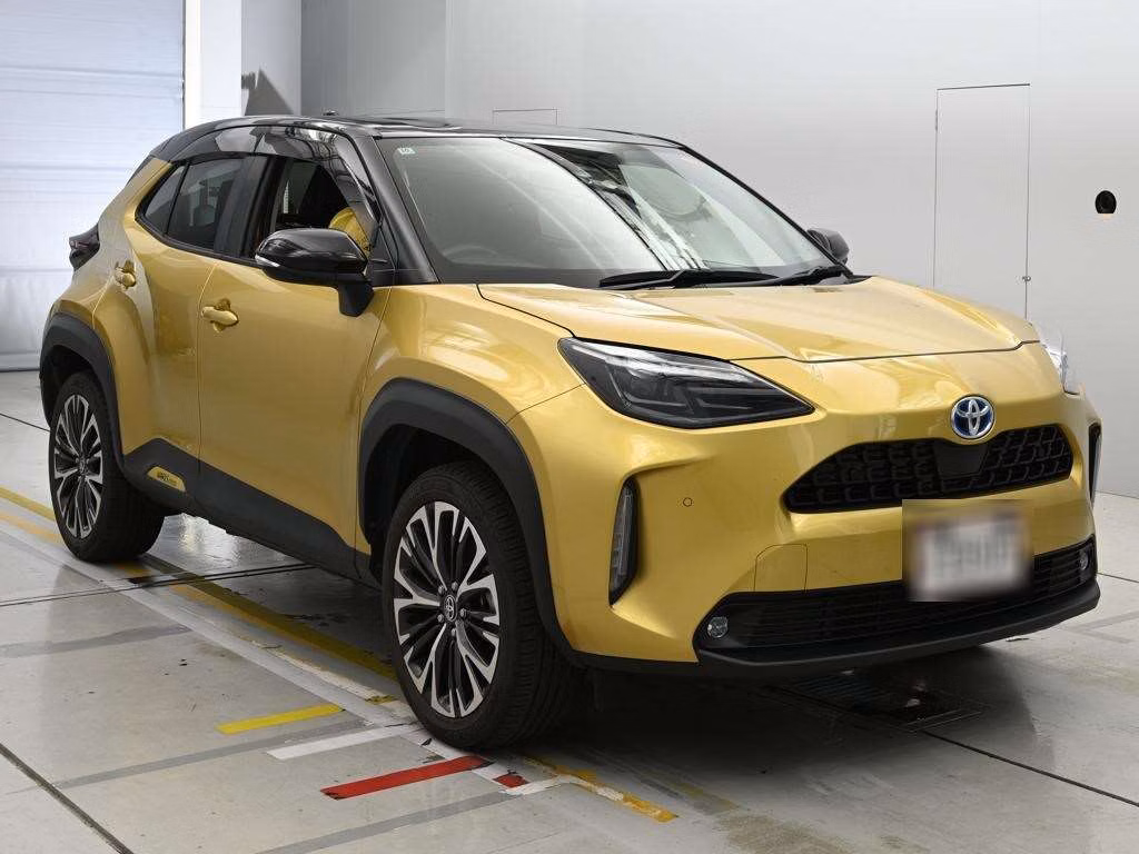 TOYOTA YARIS CROSS