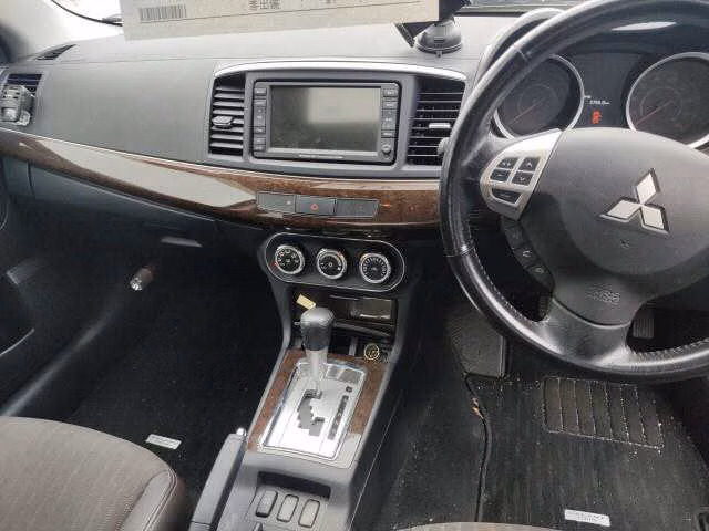 MITSUBISHI GALANT FORTIS