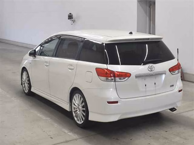 TOYOTA WISH