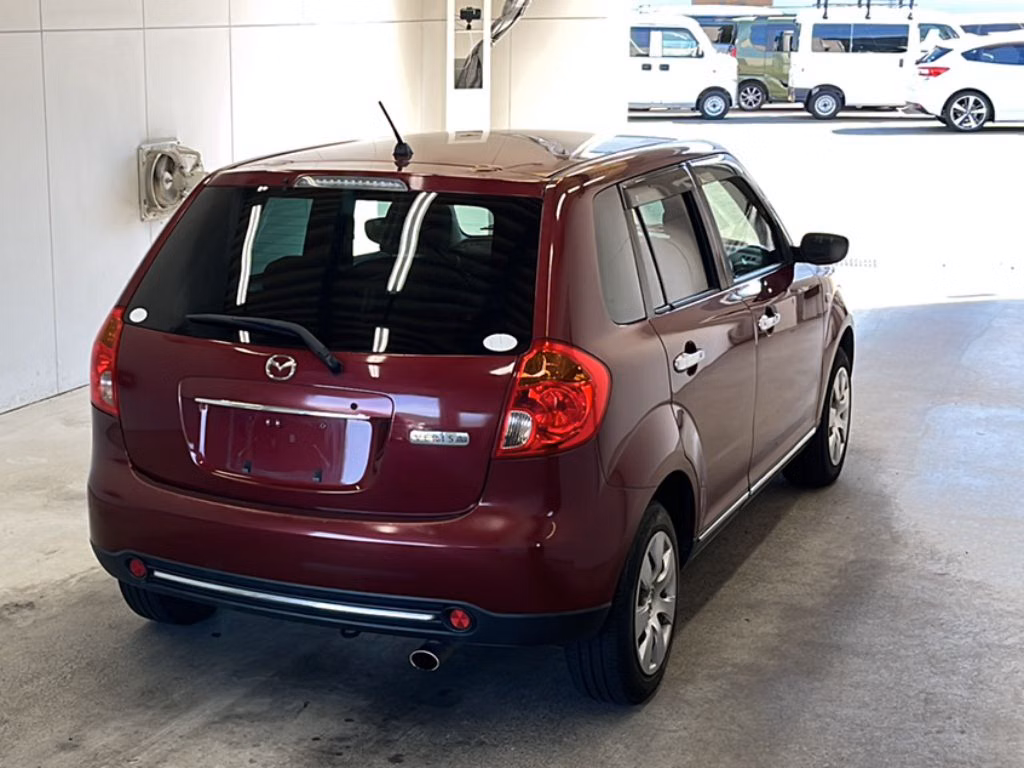 MAZDA VERISA