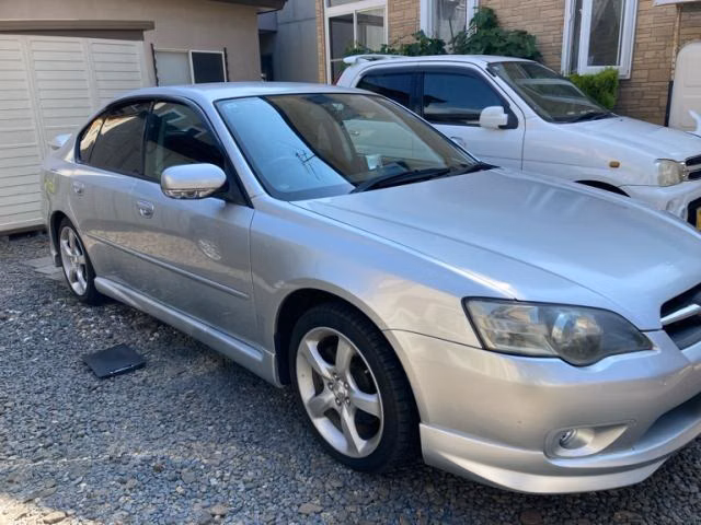 SUBARU LEGACY B4