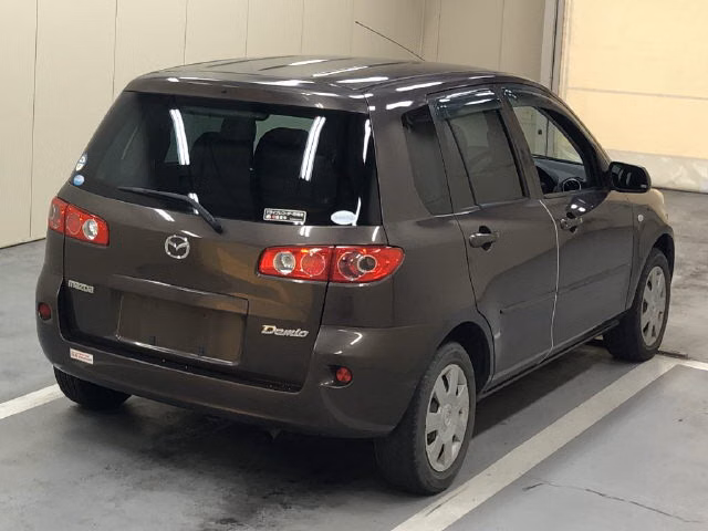 MAZDA DEMIO