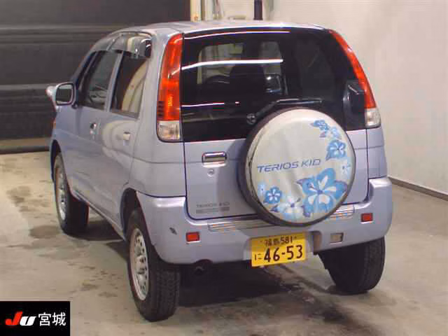 DAIHATSU TERIOS KID