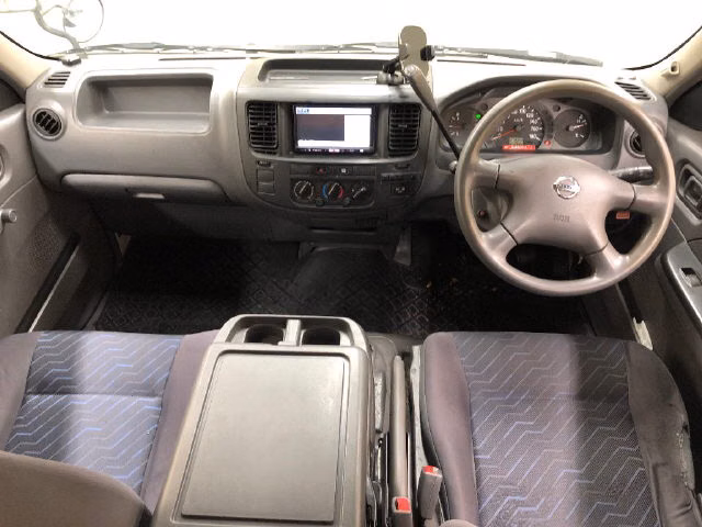 NISSAN CARAVAN