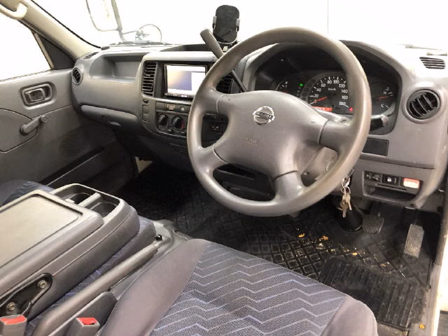NISSAN CARAVAN