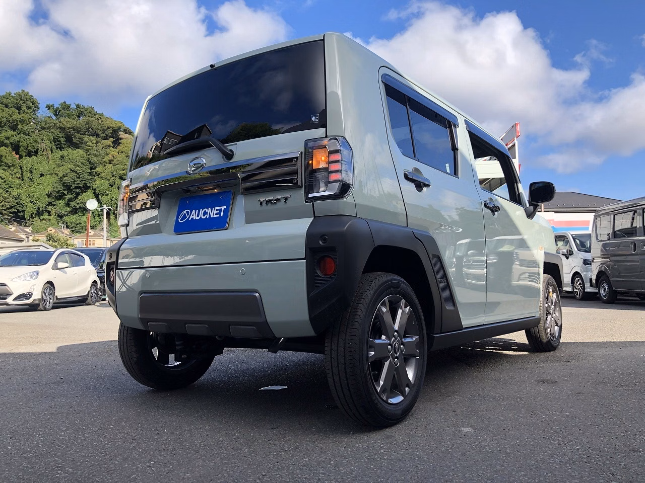 DAIHATSU TAFT