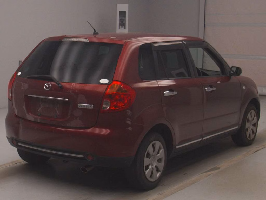 MAZDA VERISA