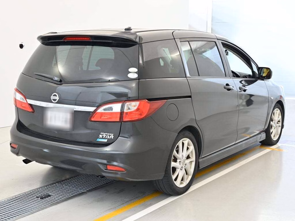 NISSAN LAFESTA